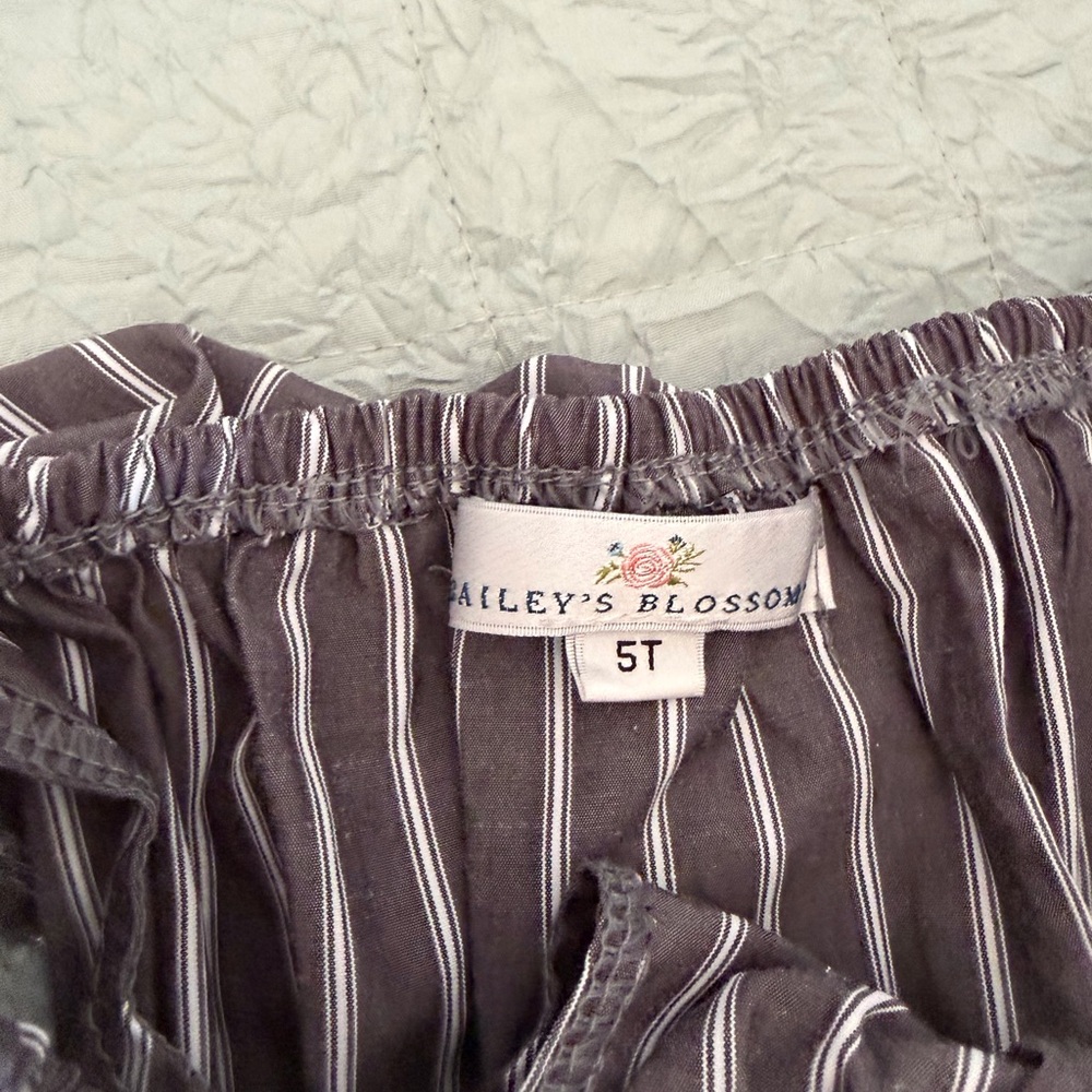 Girls' Brown & Cream Striped One-Piece Bodysuit - Picture 3 of 5